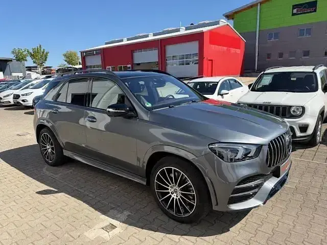 Gebraucht Mercedes GLE400 Night 330 PS (242 kW) 2022 Grau SUV