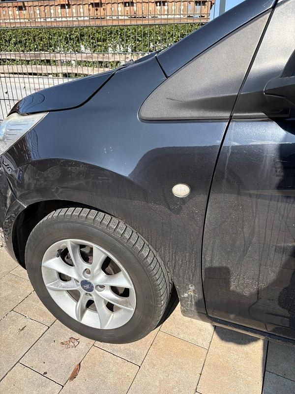 Gebraucht Ford Ka 69 PS (50 kW) 2009 Schwarz Kleinwagen