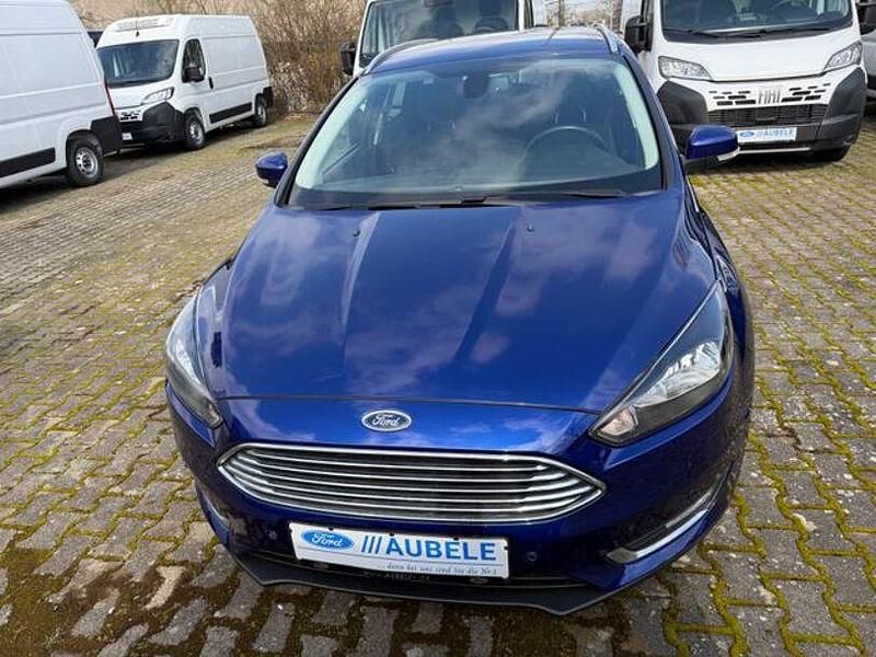 Gebraucht Ford Focus Titanium 150 PS (110 kW) 2018 Blau Limousine