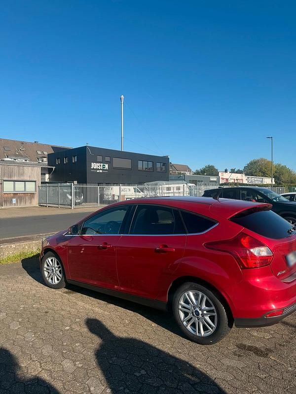 Usata Ford Focus 2013 Rosso Utilitaria