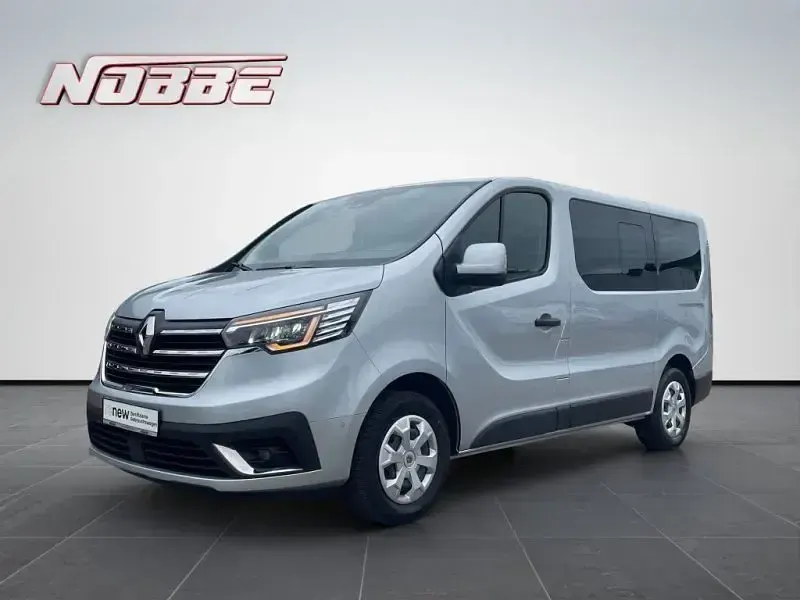 Gebraucht Renault Trafic Life 150 PS (110 kW) 2023 Van / Kleinbus