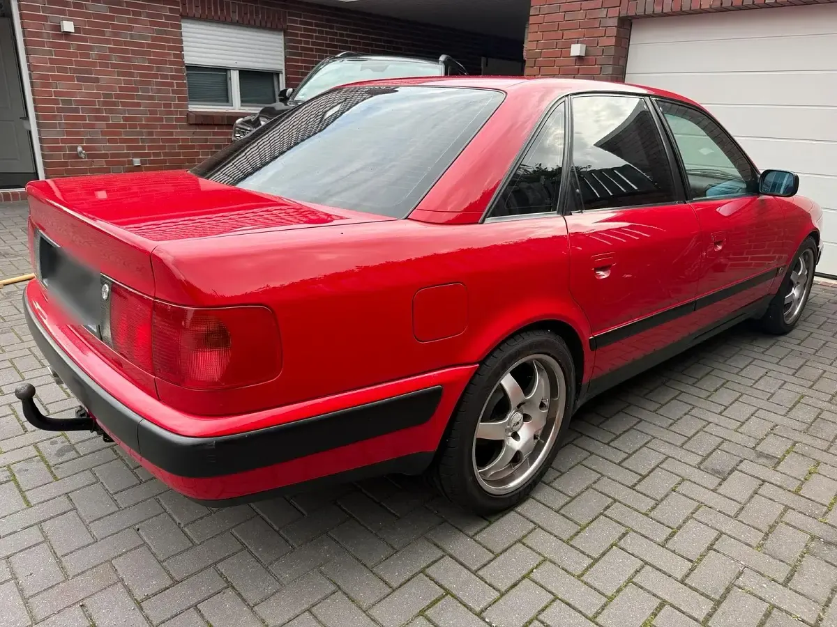 Gebraucht Audi 100 134 PS (98 kW) 1991 Rot Limousine