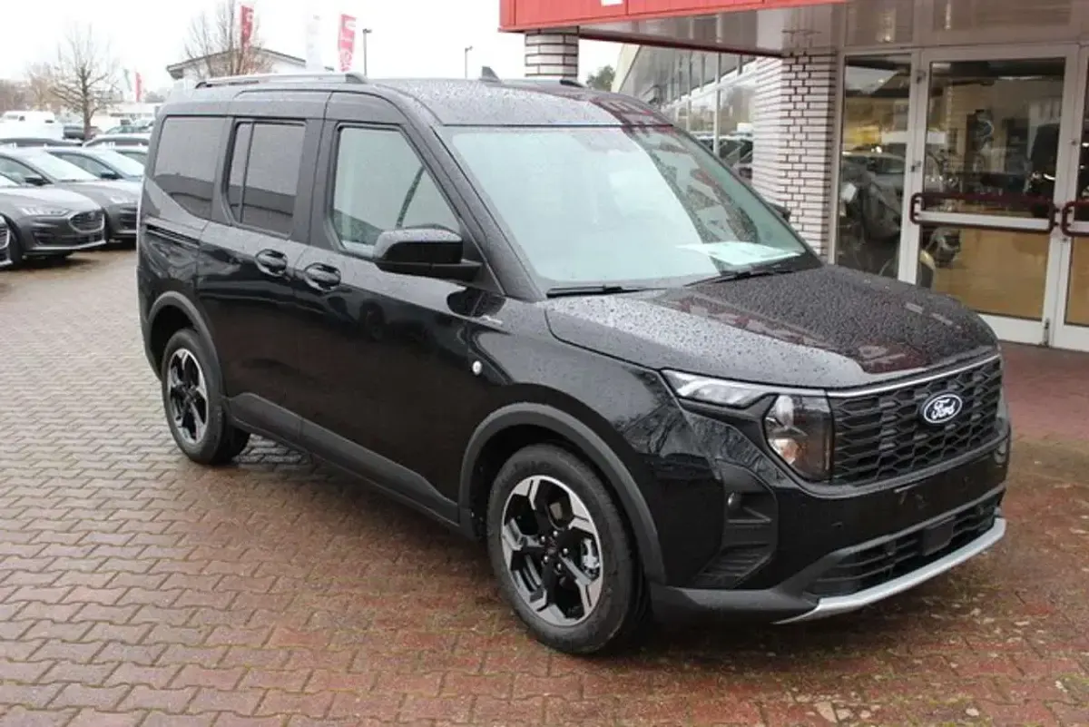 Neu Ford Tourneo Courier Active 125 PS (91 kW) 2026 Schwarz Van / Kleinbus