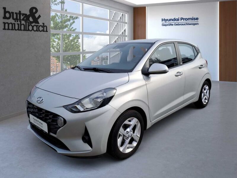 Silber Gebraucht 2021 Hyundai i10 Trend Kleinwagen | 16.490 € (Fairer Preis) - Bild 1/4