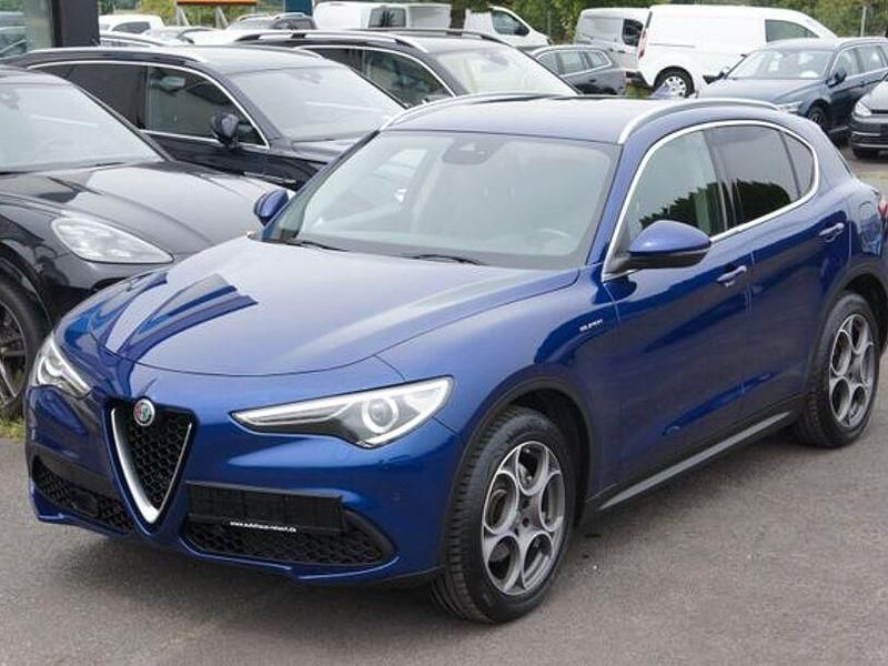 Blu anodizzato Gebraucht 2022 Alfa Romeo Stelvio Super SUV | 27.777 € (Superpreis) - Bild 1/4