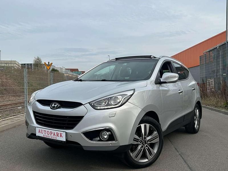 Gebraucht Hyundai ix35 Style 166 PS (122 kW) 2014 Silber SUV