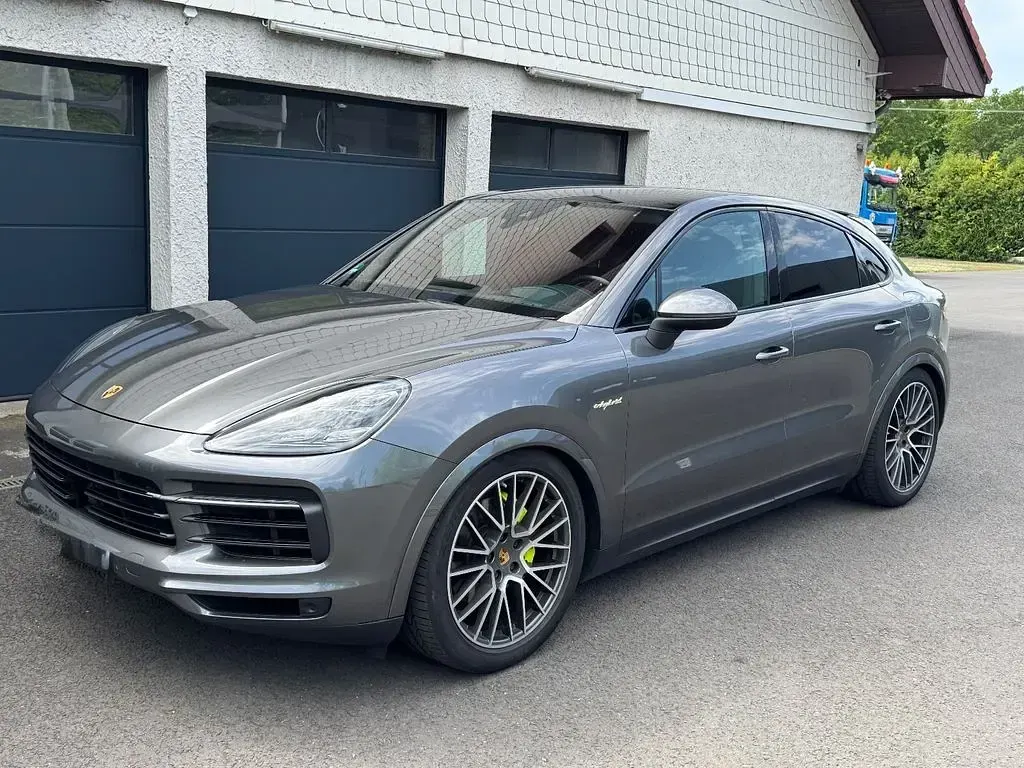 Gebraucht Porsche Cayenne Coupe 462 PS (339 kW) 2019 Silber Coupé
