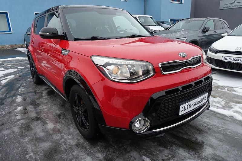 Gebraucht Kia Soul DREAM-TEAM Edition 132 PS (97 kW) 2015 Rot SUV