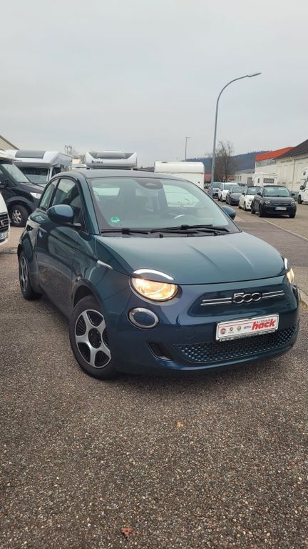 Gebraucht Fiat 500e Action 69 kW (95 PS) 2022 Grün