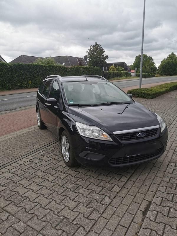 Gebraucht 2010 Ford Focus Kombi | 2.100 € (Guter Preis) - Bild 1/4
