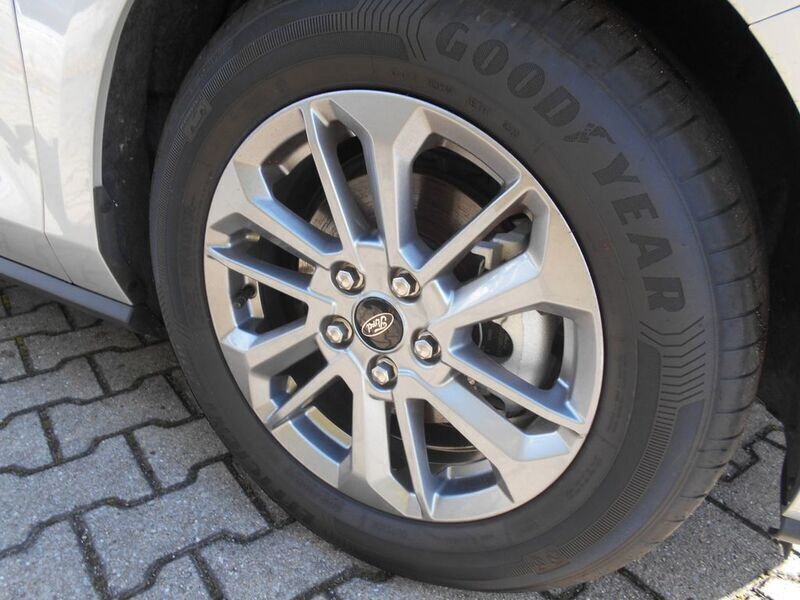 Gebraucht Ford Focus Titanium 116 PS (85 kW) 2023 Silber Limousine