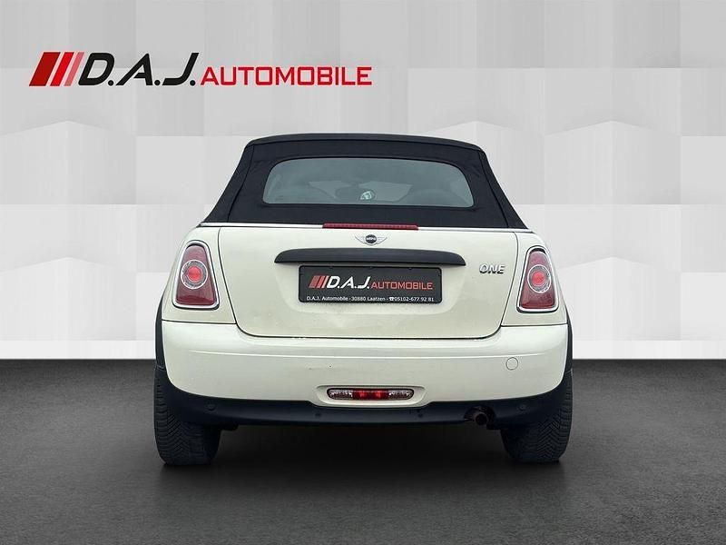 Gebraucht Mini One Cabriolet Pepper 98 PS (72 kW) 2011 Beige Cabrio
