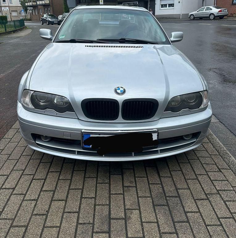 Silber Gebraucht 2000 BMW 320 Coupé | 4.799 € (Fairer Preis) - Bild 1/4