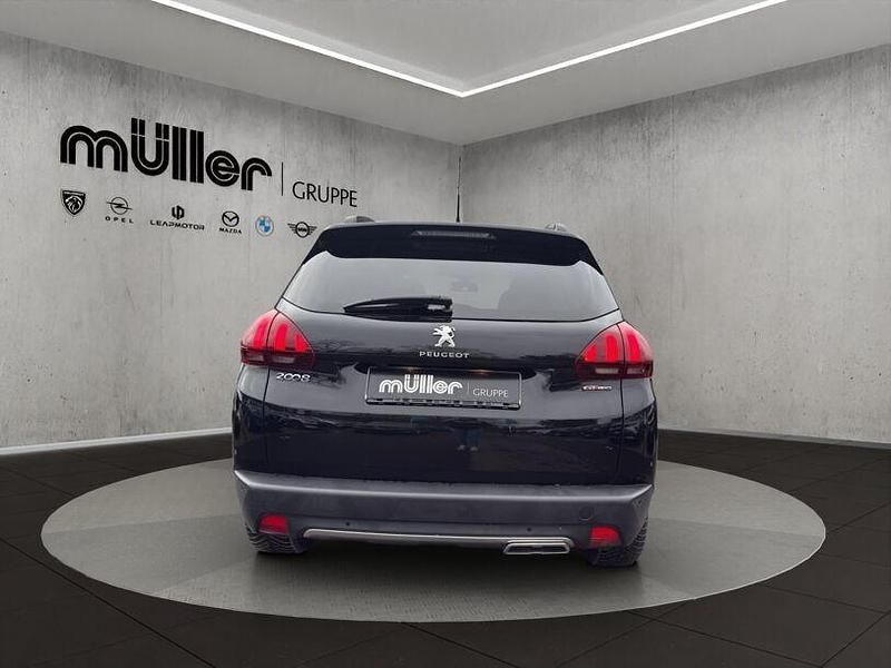 Gebraucht Peugeot 2008 Allure 114 PS (83 kW) 2019 Lackierung schwarz perla nera/metallicl (metallic) SUV