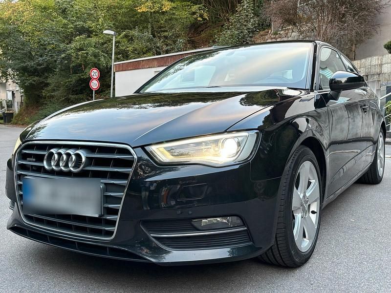 Gebraucht Audi A3 Attraction 150 PS (110 kW) 2013 Schwarz Kombi