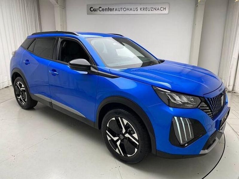 Blau Gebraucht 2024 Peugeot 2008 Allure SUV | 24.500 € (Etwas zu teuer) - Bild 1/4