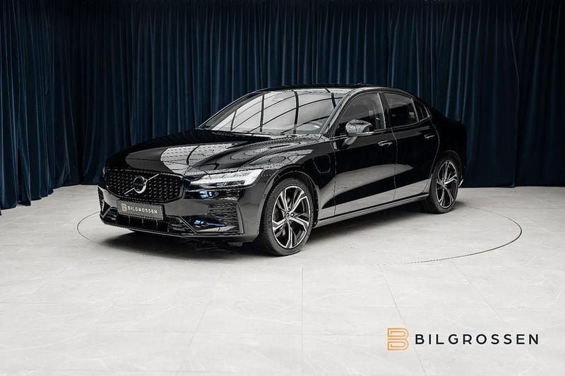 Gebraucht Volvo S60 Plus 455 PS (334 kW) 2023 Schwarz Limousine