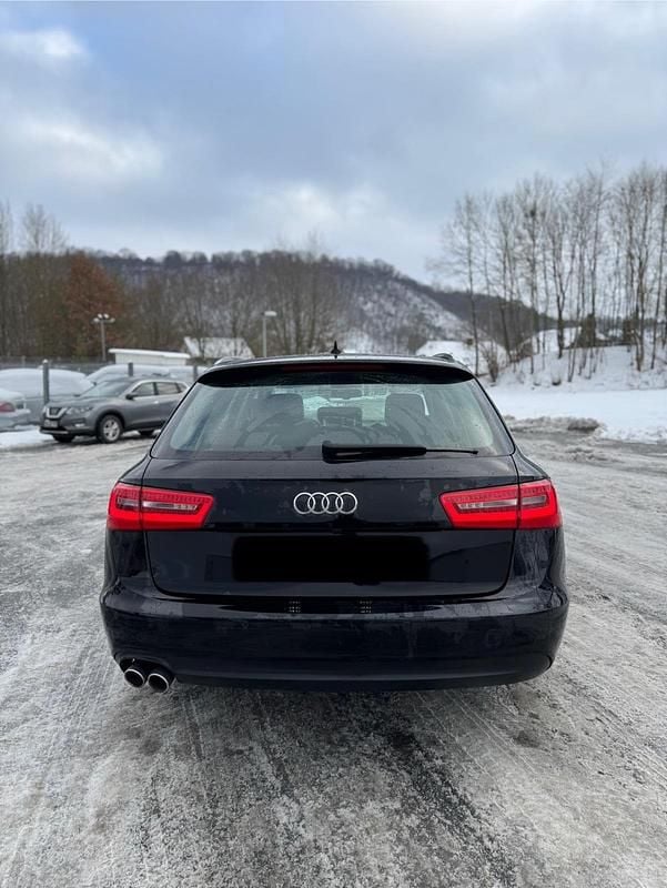 Gebraucht Audi A6 176 PS (129 kW) 2012 Schwarz Kombi