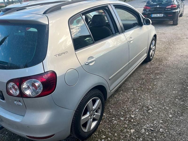 Gebraucht VW Golf Plus Cross Team 122 PS (89 kW) 2010 Grau Van / Kleinbus