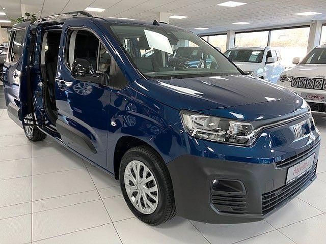 Gebraucht Fiat e-Doblò Launch Edition 100 kW (136 PS) 2023 Blau Van / Kleinbus