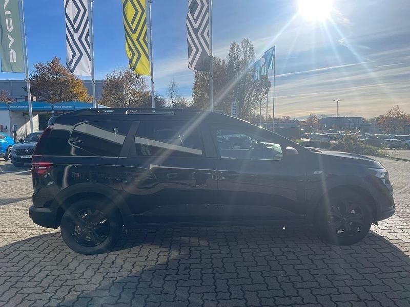 Neu Dacia Jogger Extreme 141 PS (103 kW) 2025 Perlmuttschwarz (schwarz) Van / Kleinbus