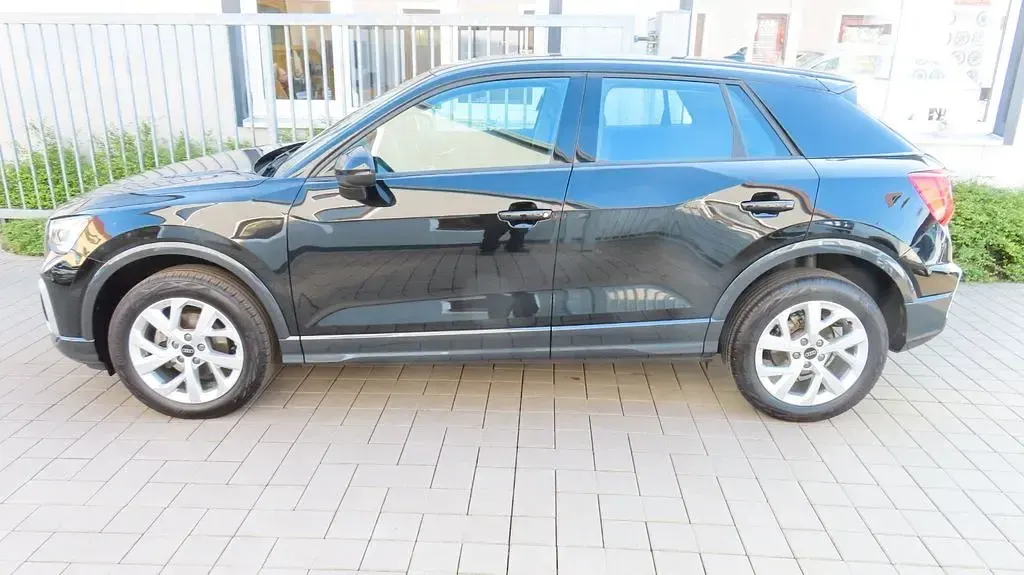 Gebraucht Audi Q2 Advanced 150 PS (110 kW) 2025 Schwarz SUV