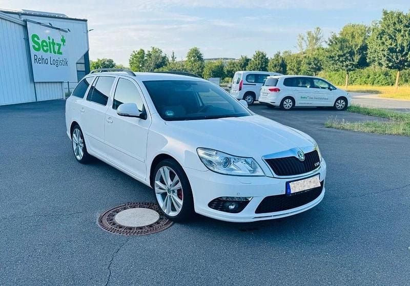 Gebraucht Skoda Octavia RS 200 PS (147 kW) 2012 Weiß Kombi