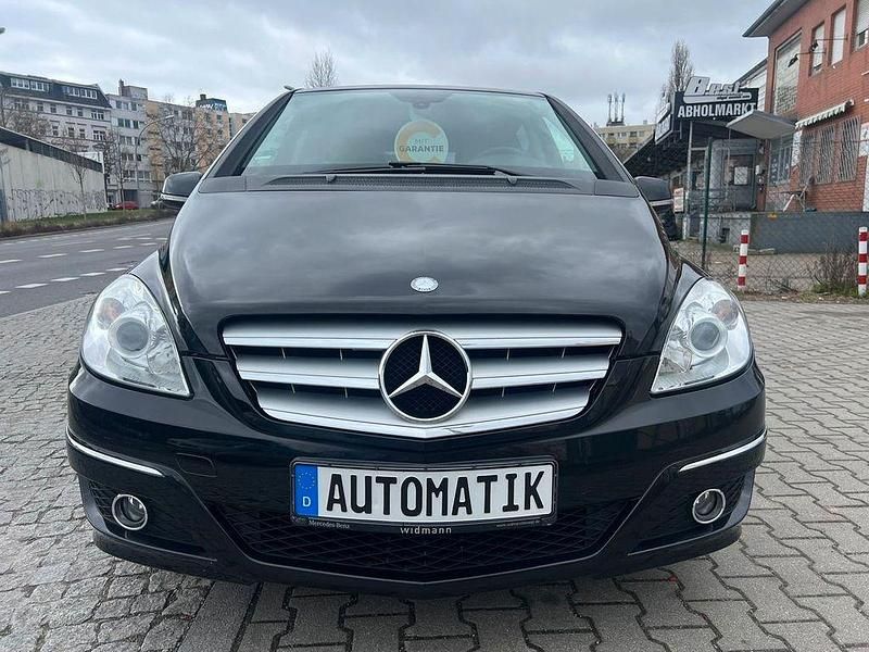 Gebraucht Mercedes B170 116 PS (85 kW) 2009 Schwarz Van / Kleinbus