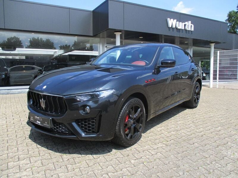 Schwarz Gebraucht 2022 Maserati Levante SUV | 65.450 € (Fairer Preis) - Bild 1/4