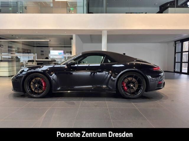 Gebraucht Porsche 992 541 PS (397 kW) 2025 Tiefschwarzmetallic (metallic)