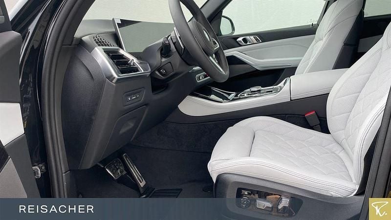 Neu BMW X5 M Sport 489 PS (359 kW) 2026 Schwarz SUV
