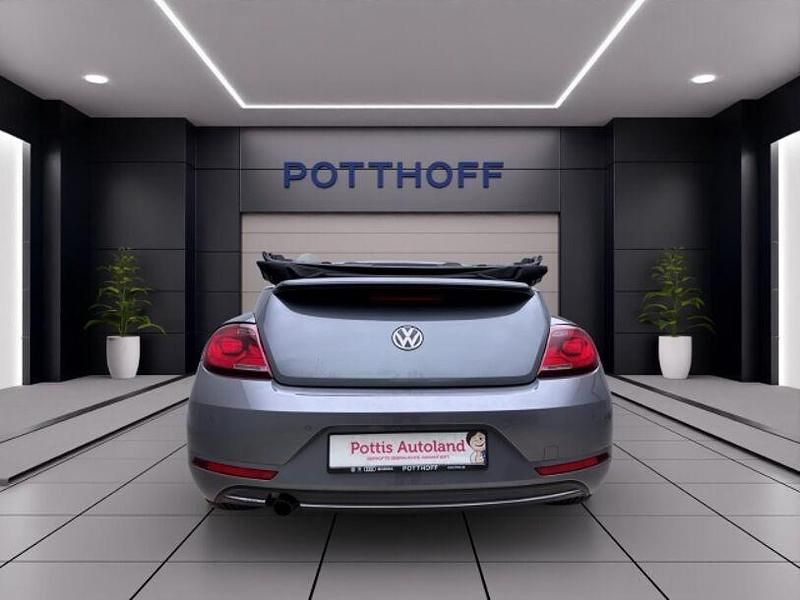Gebraucht VW Beetle 105 PS (77 kW) 2018 Grau Kleinwagen