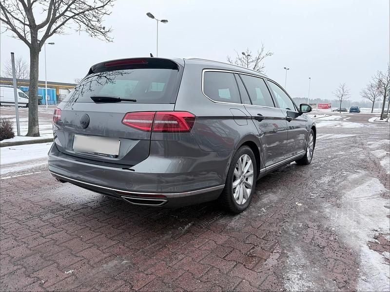 Gebraucht VW Passat Highline 239 PS (175 kW) 2016 Grau Kombi