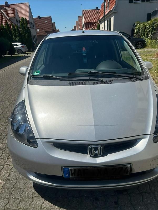 Silber Gebraucht 2002 Honda Jazz Kleinwagen | 1.800 € (Fairer Preis) - Bild 1/4