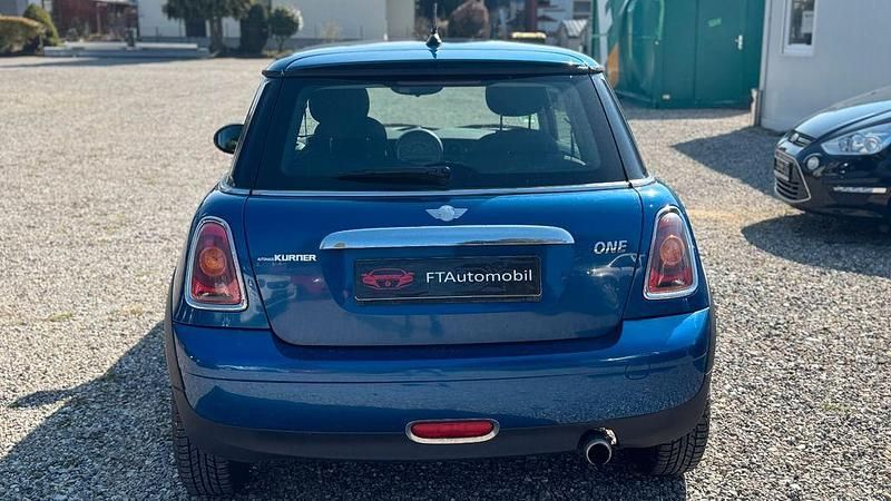 Gebraucht Mini ONE 95 PS (69 kW) 2007 Blau Kleinwagen