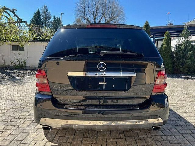 Gebraucht Mercedes ML420 306 PS (225 kW) 2006 Schwarz SUV