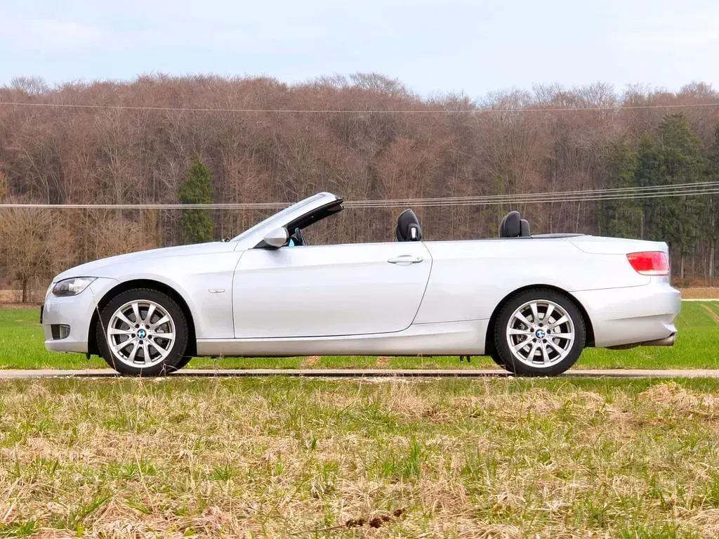 Gebraucht BMW 325 Cabriolet Sport Line 218 PS (160 kW) 2007 Silber Cabrio