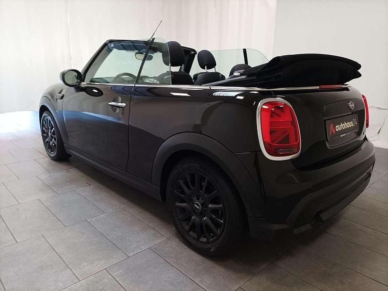 Gebraucht Mini One Cabriolet 102 PS (75 kW) 2022 Midnight black metallic Cabrio