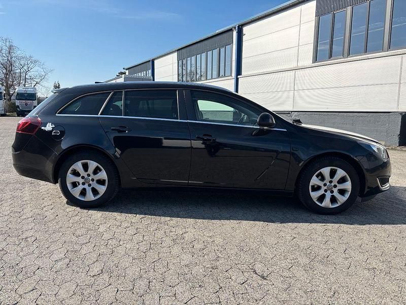 Gebraucht Opel Insignia Edition 136 PS (100 kW) 2016 Schwarz Kombi