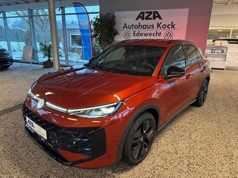 Neu VW T-Roc Style 150 PS (110 kW) 2026 Orange SUV