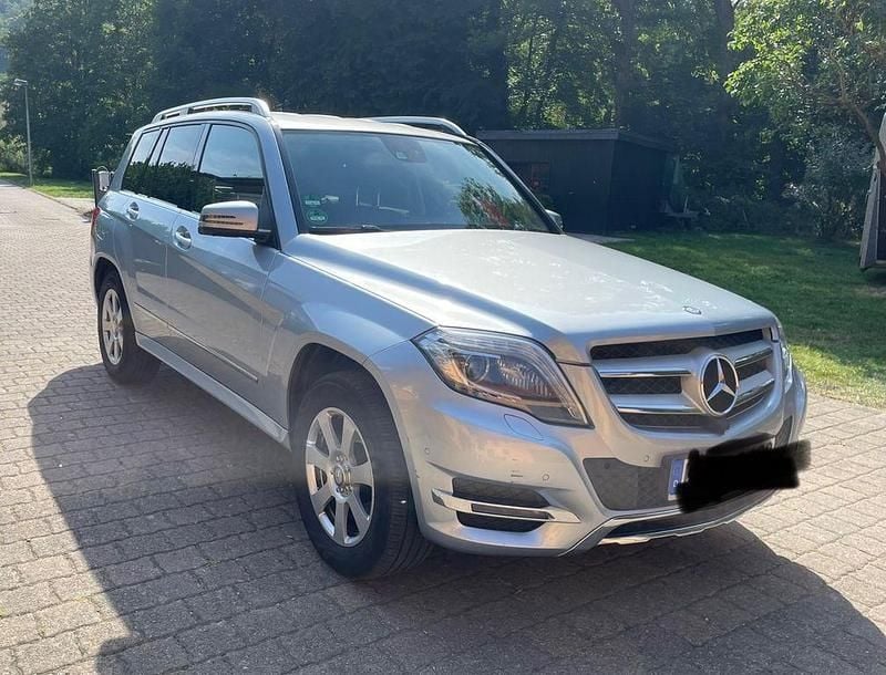 Silber Gebraucht 2015 Mercedes GLK250 SUV | 14.900 € (Guter Preis) - Bild 1/4