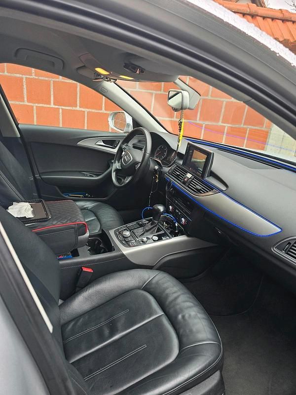 Gebraucht Audi A6 Comfort 204 PS (150 kW) 2012 Silber Kombi