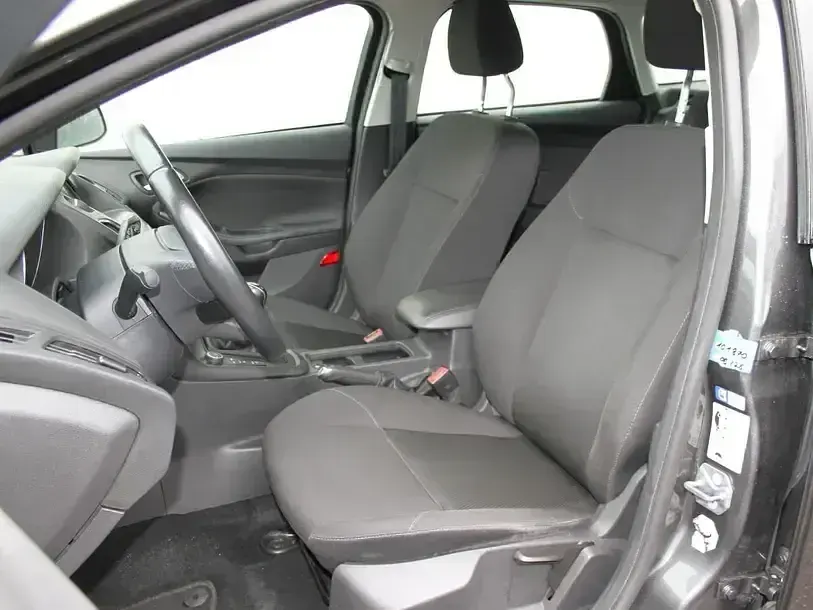 Gebraucht Ford Focus Business Edition 150 PS (110 kW) 2018 Grau Kombi
