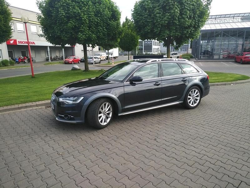 Blau Gebraucht 2014 Audi A6 Allroad Kombi | 12.798 € (Guter Preis) - Bild 1/4