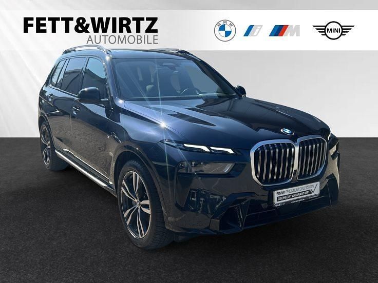 Carbonschwarz metallic Gebraucht 2024 BMW X7 M Sport SUV | 84.700 € (Guter Preis) - Bild 1/3