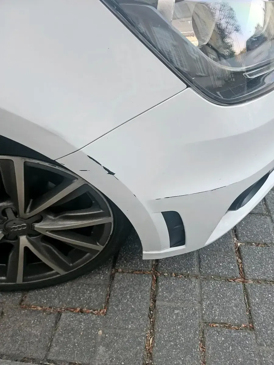 Gebraucht Audi A1 86 PS (63 kW) 2014 Weiß Kleinwagen