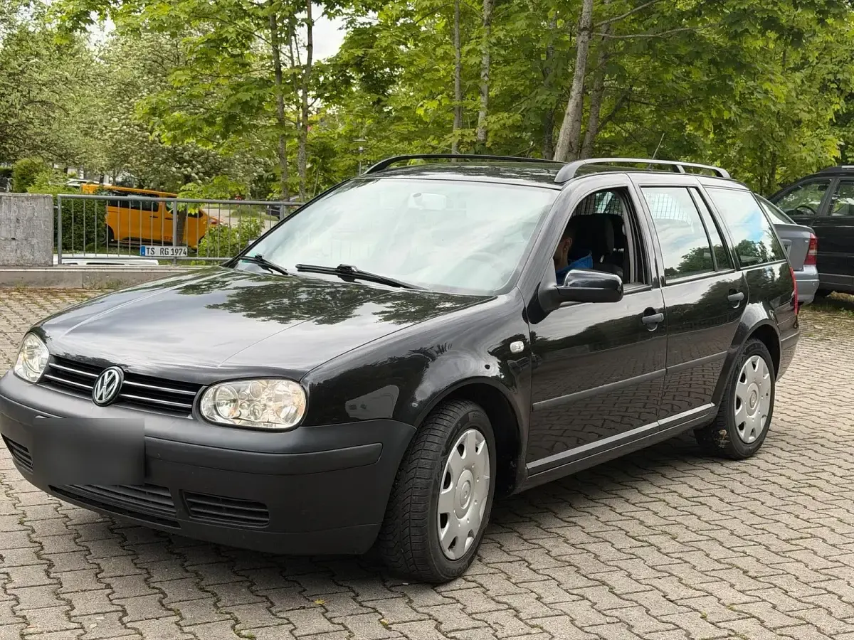 Gebraucht VW Golf IV 75 PS (55 kW) 2001 Schwarz Kombi