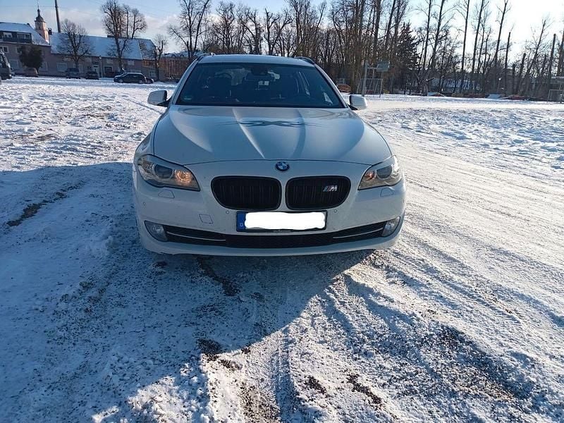 Gebraucht BMW 530 Performance 258 PS (189 kW) 2012 Weiß Limousine