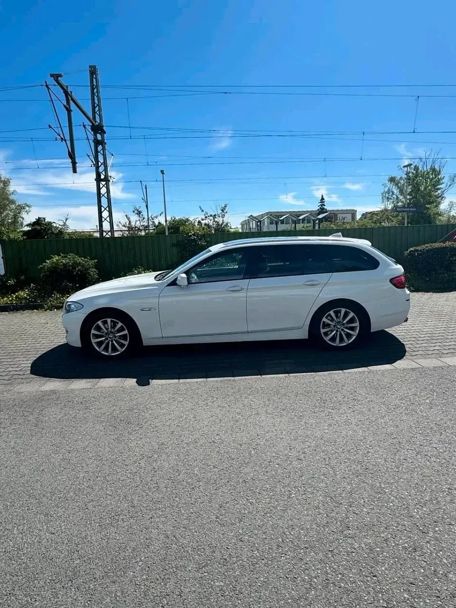 Usata BMW 520 184 CV (135 kW) 2011 Bianco Station wagon