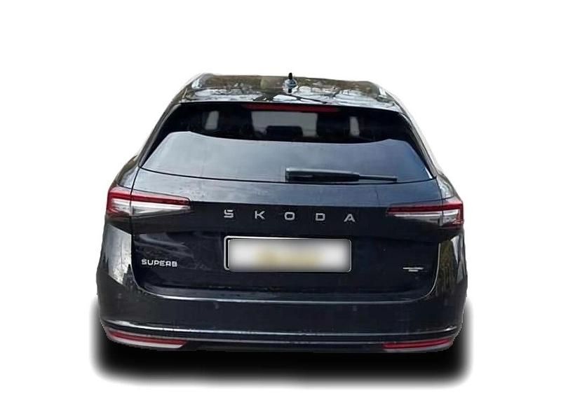 Gebraucht Skoda Superb Selection 149 PS (109 kW) 2024 Schwarz Kombi